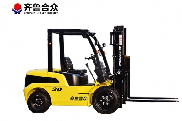 内燃叉车下坡应该怎么操作？
